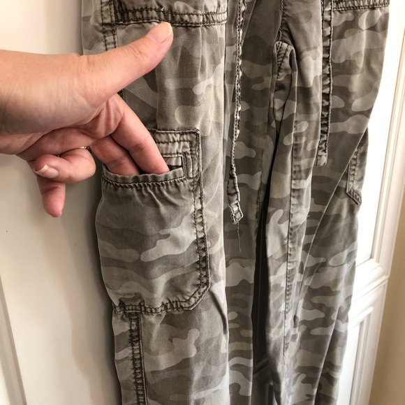 American Eagle Lyocell women’s joggers - Picture 5 of 13